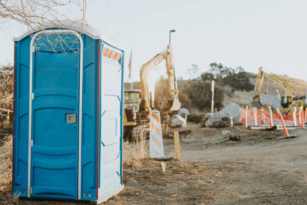 Best Porta potty delivery and setup  in Long Lake, IL